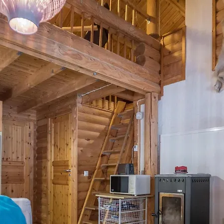 Loppiaiskaari 5, Paljakka * Puolanka