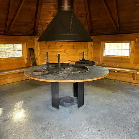 Loppiaiskaari 5, Paljakka *